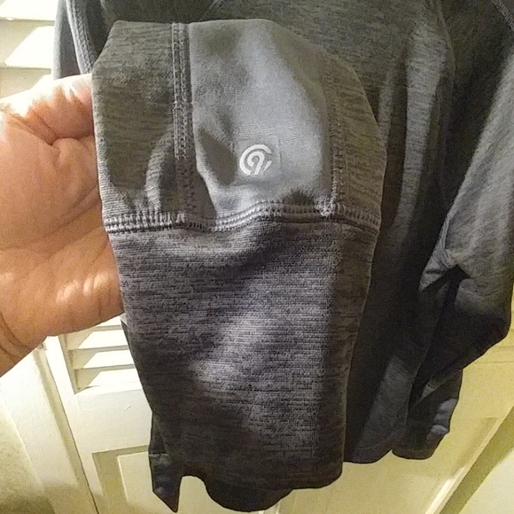 Champion Sweatshirt - Picture 3 of 7